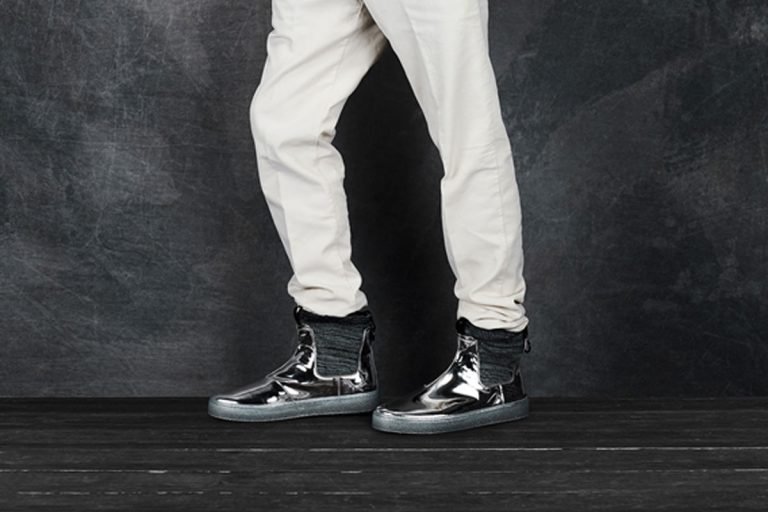 Titelbild zu „Gut gekleidet mit Schuhen ohne Schnürsenkel für Herren“